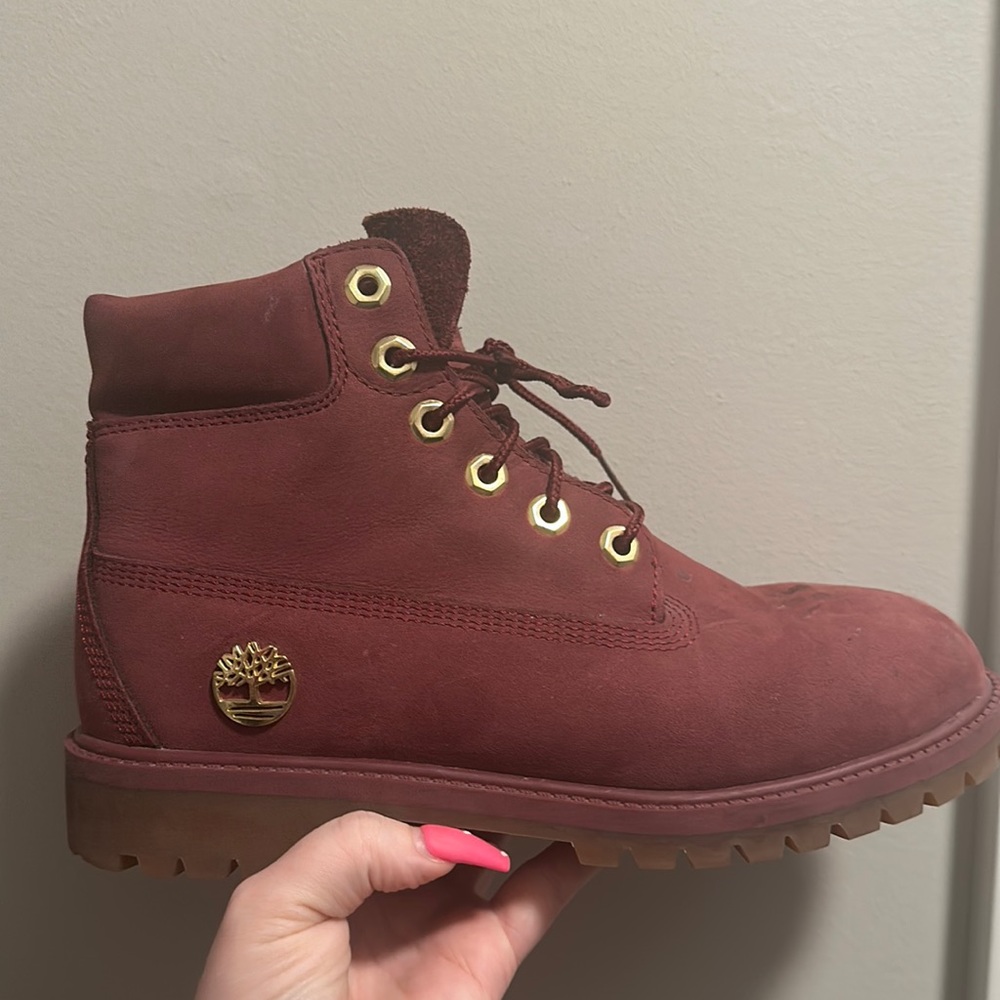 Size 6 Tims